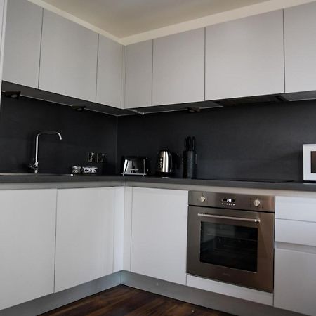 Onpoint Apartments - Spacious 2 Bedroom Apt - City Centre With Balcony Manchester Extérieur photo