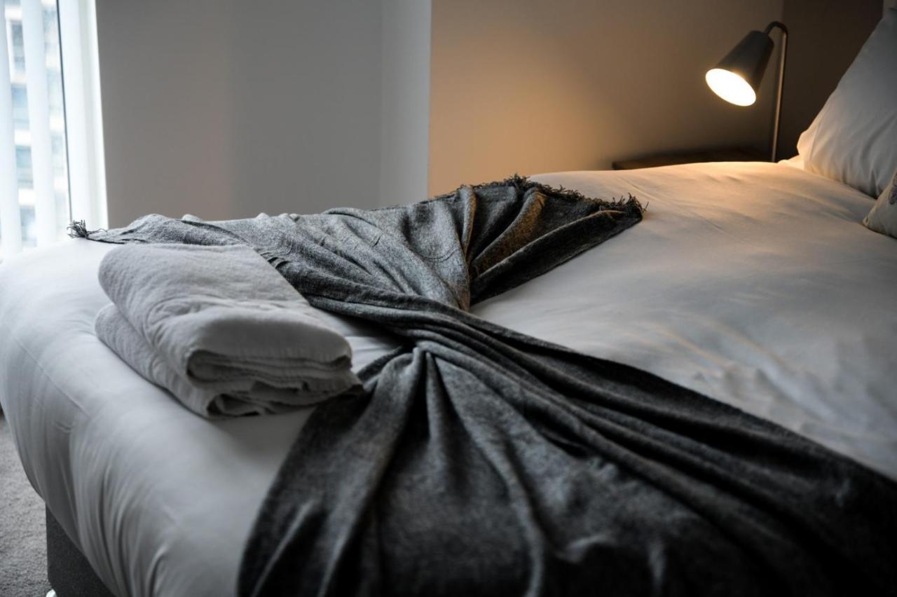 Onpoint Apartments - Spacious 2 Bedroom Apt - City Centre With Balcony Manchester Extérieur photo