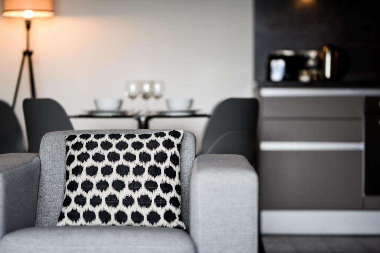 Onpoint Apartments - Spacious 2 Bedroom Apt - City Centre With Balcony Manchester Extérieur photo