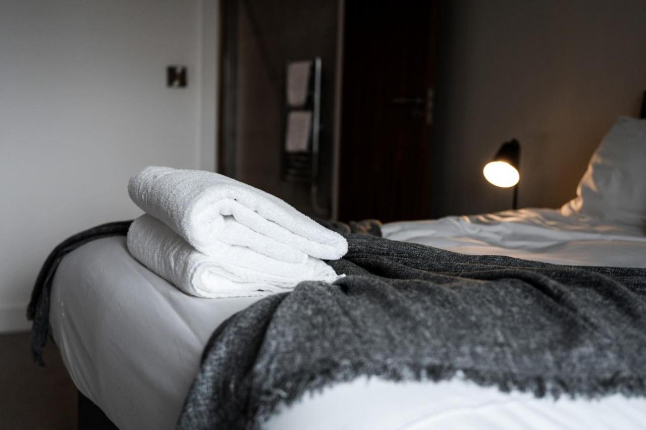 Onpoint Apartments - Spacious 2 Bedroom Apt - City Centre With Balcony Manchester Extérieur photo