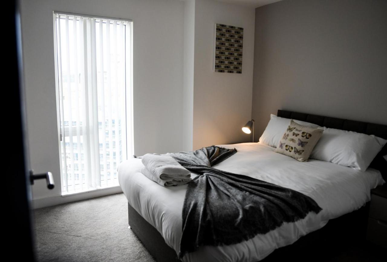 Onpoint Apartments - Spacious 2 Bedroom Apt - City Centre With Balcony Manchester Extérieur photo