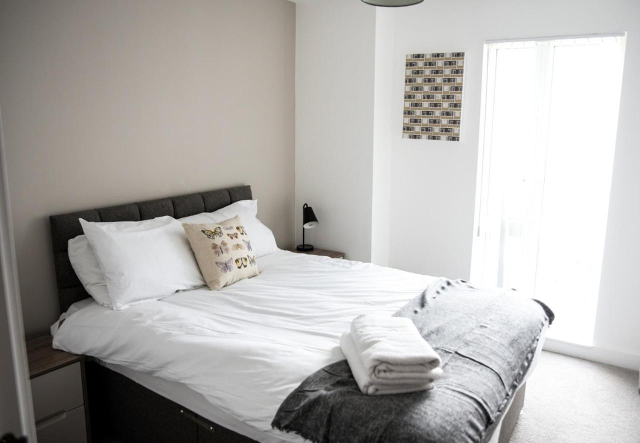 Onpoint Apartments - Spacious 2 Bedroom Apt - City Centre With Balcony Manchester Extérieur photo