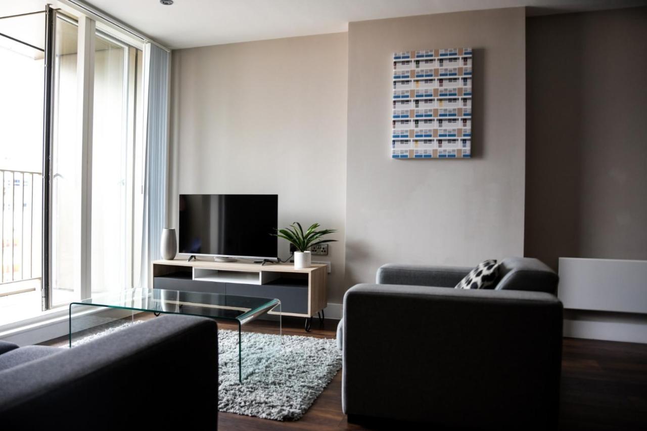 Onpoint Apartments - Spacious 2 Bedroom Apt - City Centre With Balcony Manchester Extérieur photo