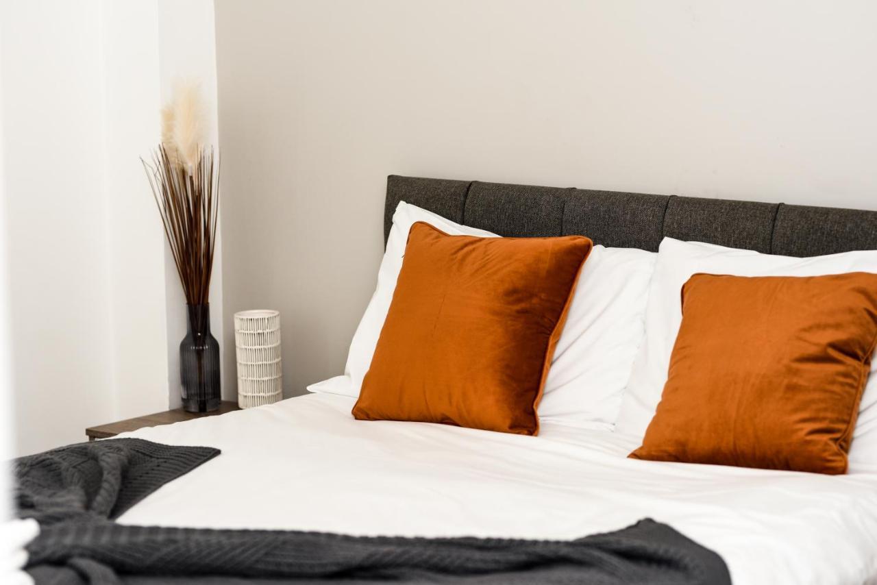 Onpoint Apartments - Spacious 2 Bedroom Apt - City Centre With Balcony Manchester Extérieur photo