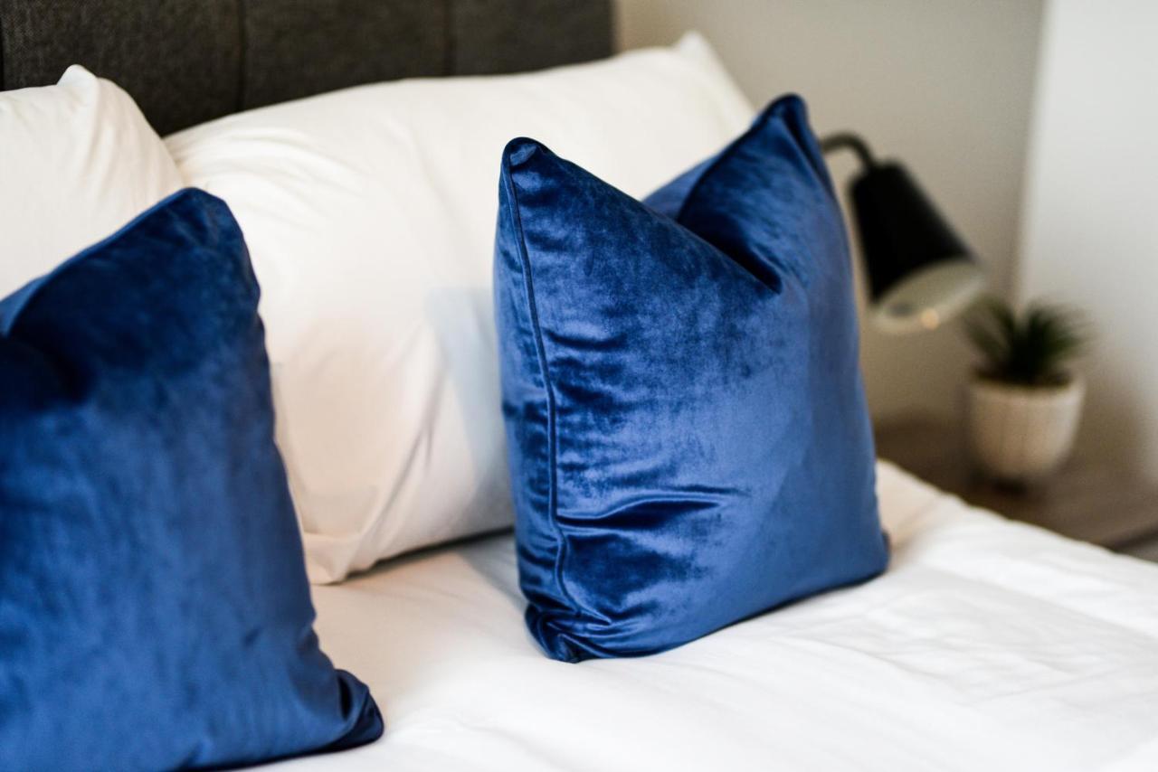 Onpoint Apartments - Spacious 2 Bedroom Apt - City Centre With Balcony Manchester Extérieur photo